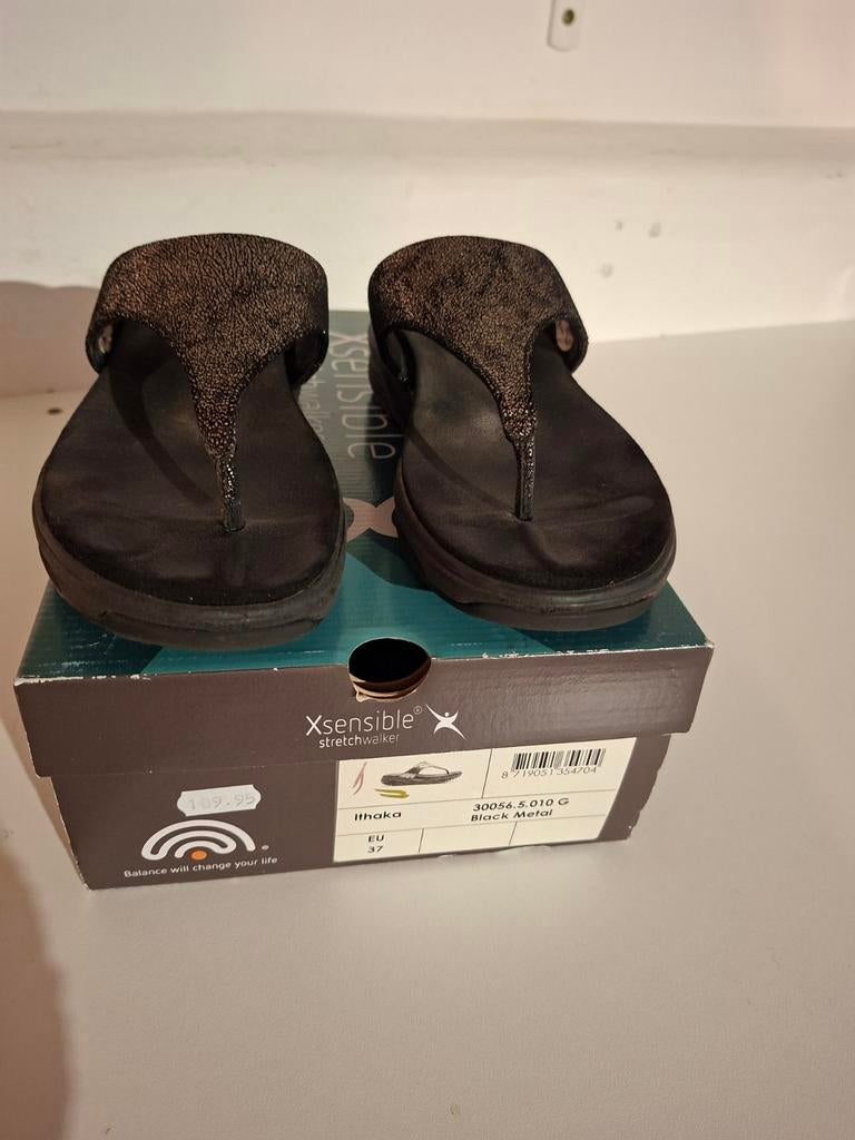 Stretchwalker teenslipper  37, Xensible, Zwart, Zo goed als nieuw, Ophalen