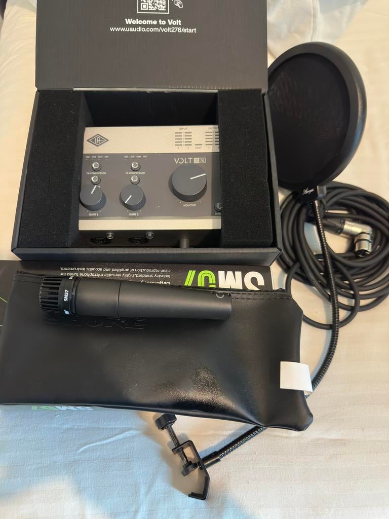 Audio interface + Microphone (New), Ophalen of Verzenden, Walkman