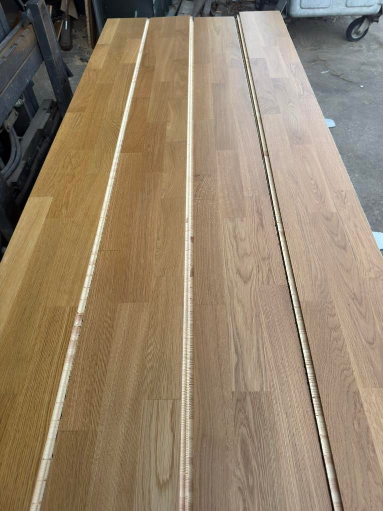 Eiken vloer 28 m2 lamelparket 20,7 cm breed 1,4 cm dik, Ophalen, Vloerdelen of -planken, Zo goed als nieuw, 10 m² of meer
