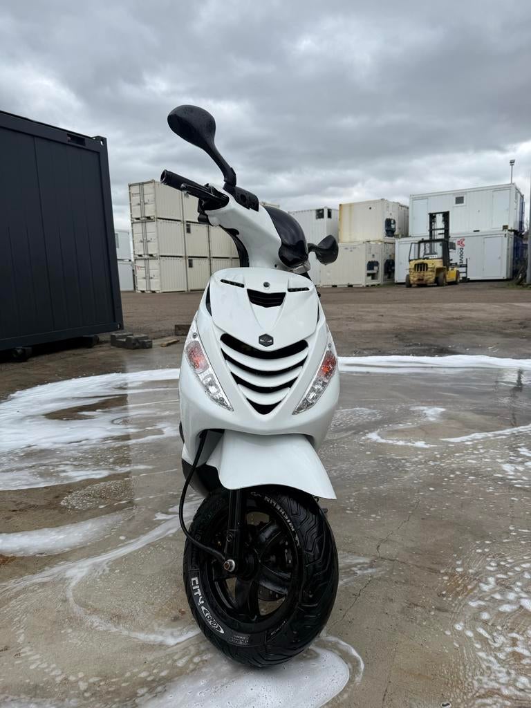 Piaggio Zip 50cc 2t, Fietsen en Brommers, Scooters | Piaggio, Ophalen, Gebruikt, Maximaal 45 km/u, Zip
