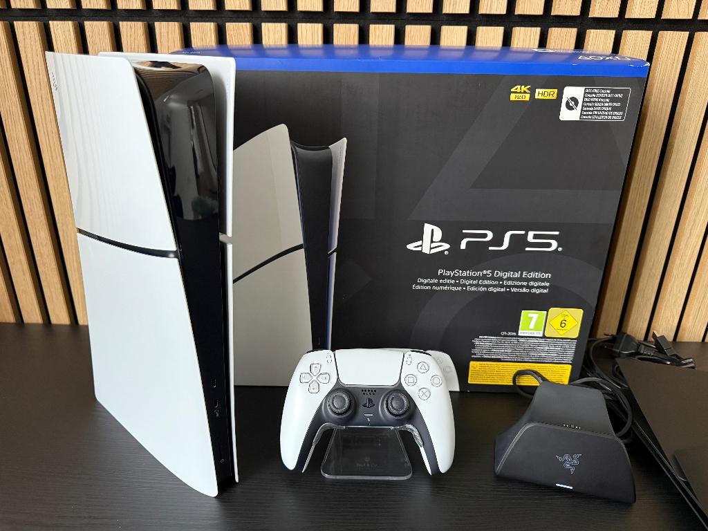 PlayStation 5 Digital Edition Slim + accessoires, Ophalen, Zo goed als nieuw, Playstation 5 Digital