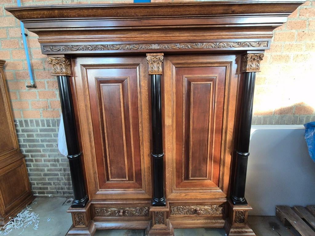 antieke kussenkast (kollomkast), Ophalen