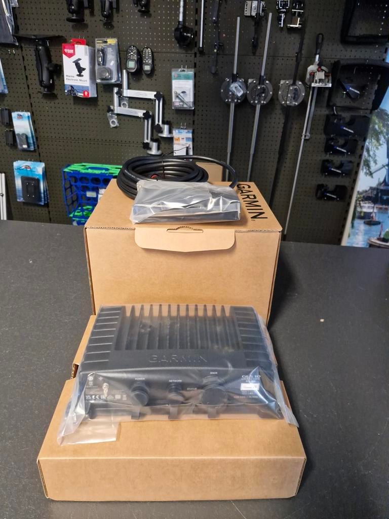 Garmin Livescope LVS34 met GLS 10 - Nieuw met garantie, Watersport en Boten, Ophalen of Verzenden, Nieuw, Kaartplotter of Fish Finder