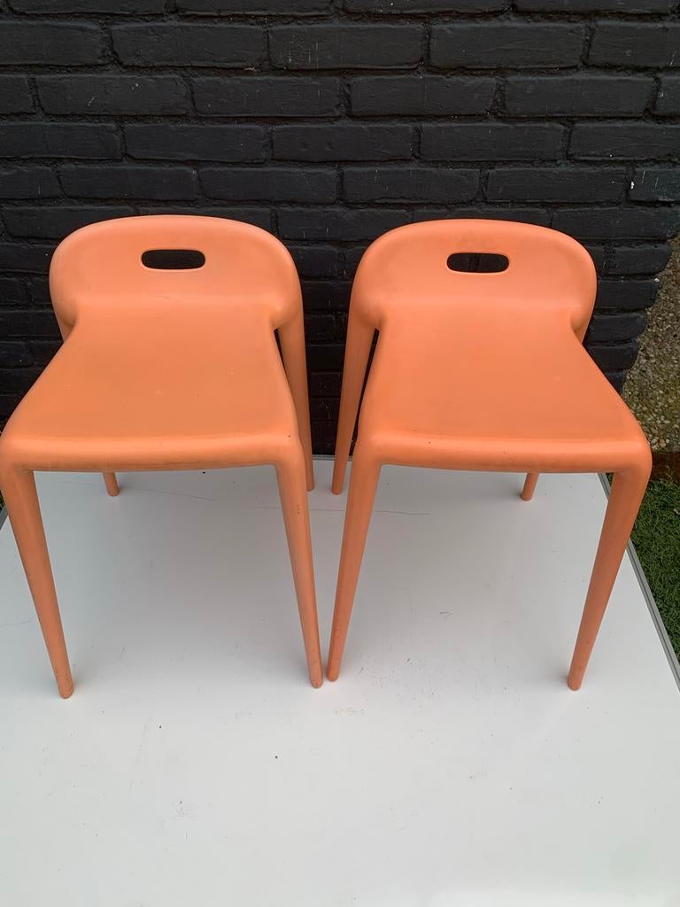 Set van 2 kunststof design krukjes Yuyu Magis made in Italy, Ophalen, Kunststof, Gebruikt, Twee