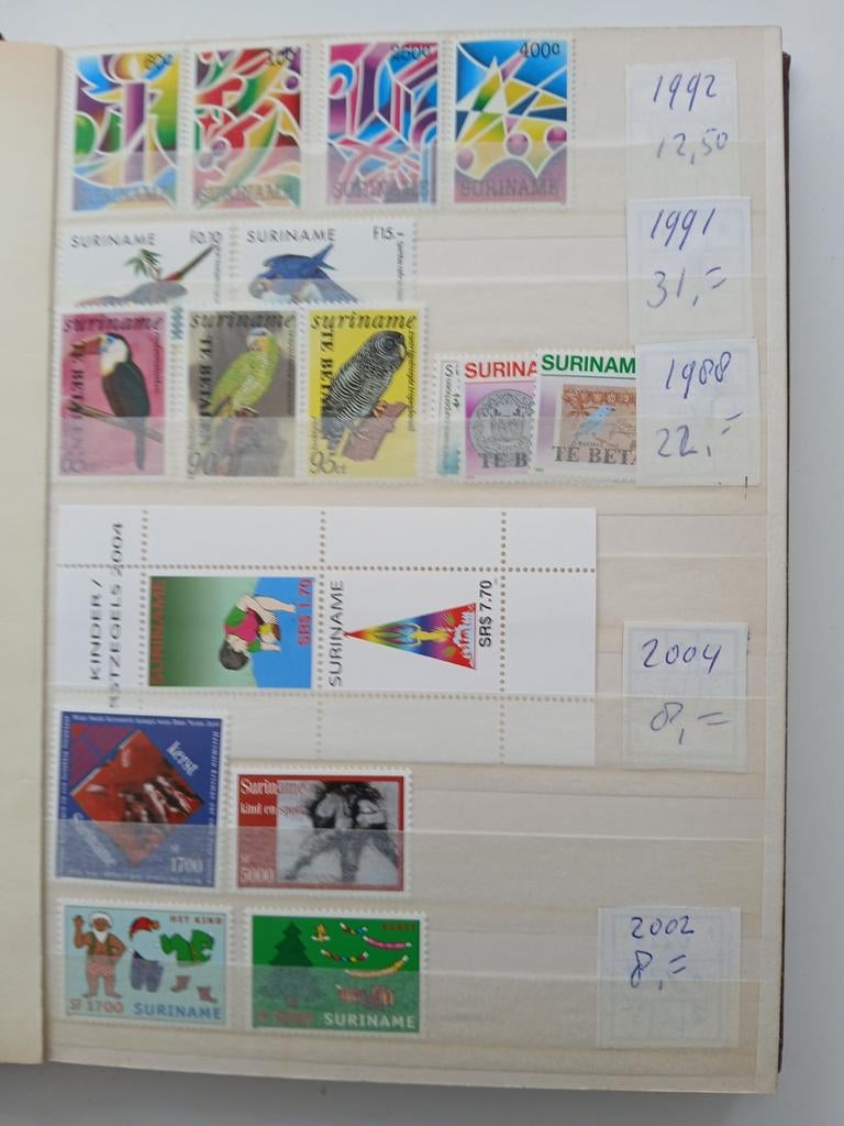 Verzameling modern Suriname, Postzegels en Munten, Postzegels | Volle albums en Verzamelingen, Ophalen of Verzenden, Buitenland