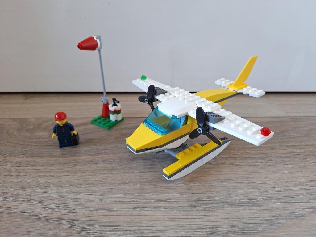 Lego city 3178
Seaplane / watervliegtuig, Kinderen en Baby's, Speelgoed | Duplo en Lego, Ophalen of Verzenden