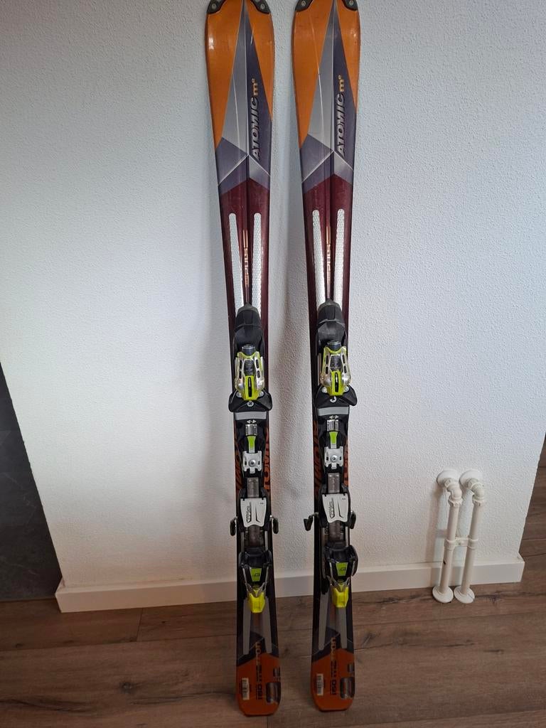 Atomic,  Salomon skies en schoenen, Sport en Fitness, Skiën en Langlaufen, 140 tot 160 cm, Gebruikt, Ophalen of Verzenden, Atomic