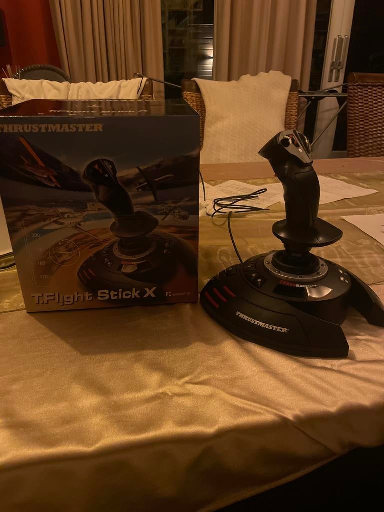 Thrustmaster T.Flight Stick X - Zo goed als nieuw, Spelcomputers en Games, Ophalen of Verzenden, Zo goed als nieuw, Simulatie