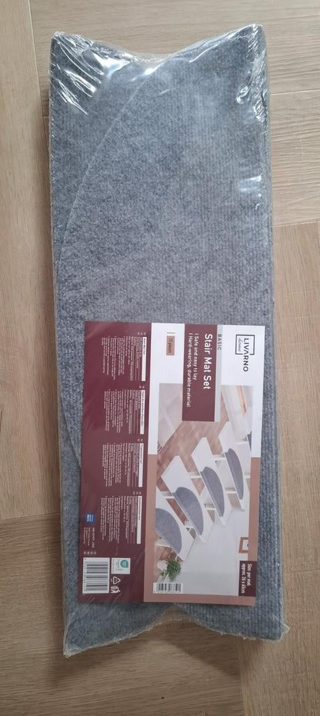 Nieuwe set van 15 grijze trapmatten, Ophalen of Verzenden, Nieuw, Grijs, Minder dan 100 cm