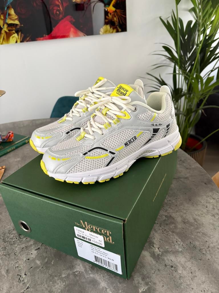 Mercer Amsterdam Re-Run sneakers 42 ALS NIEUW, Kleding | Heren, Schoenen, Ophalen of Verzenden, Nieuw, Overige kleuren