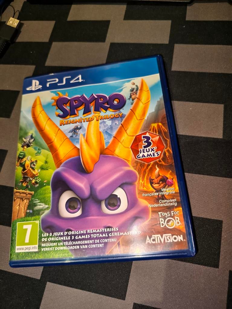 Spyro Reignited Trilogy PS4 - 3 geremasterde games, Spelcomputers en Games, Games | Sony PlayStation 4, Gebruikt, Platform, 1 speler