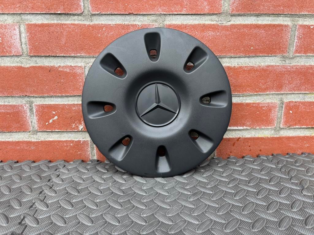 1 originele Mercedes- Benz Vito naafdop, Ophalen of Verzenden, Gebruikt