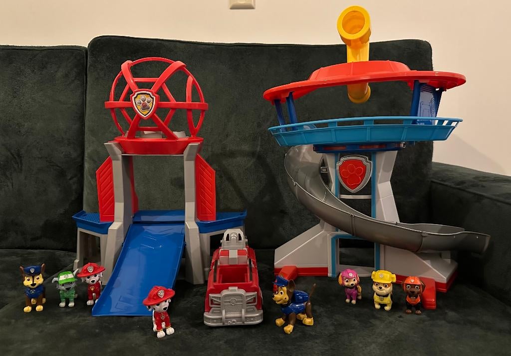 2 Paw Patrol Uitkijktorens met alle Pups! SUPER CADEAUTIP!, Verzenden, Zo goed als nieuw