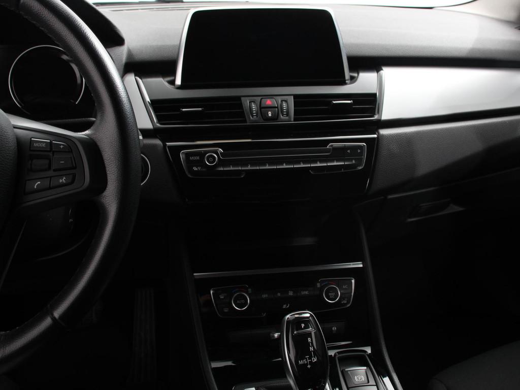 BMW 2-serie Gran Tourer 218i Automaat Corporate Lease Execut, Auto's, BMW, Stof, Gebruikt, 2-Serie Gran Tourer, Blauw