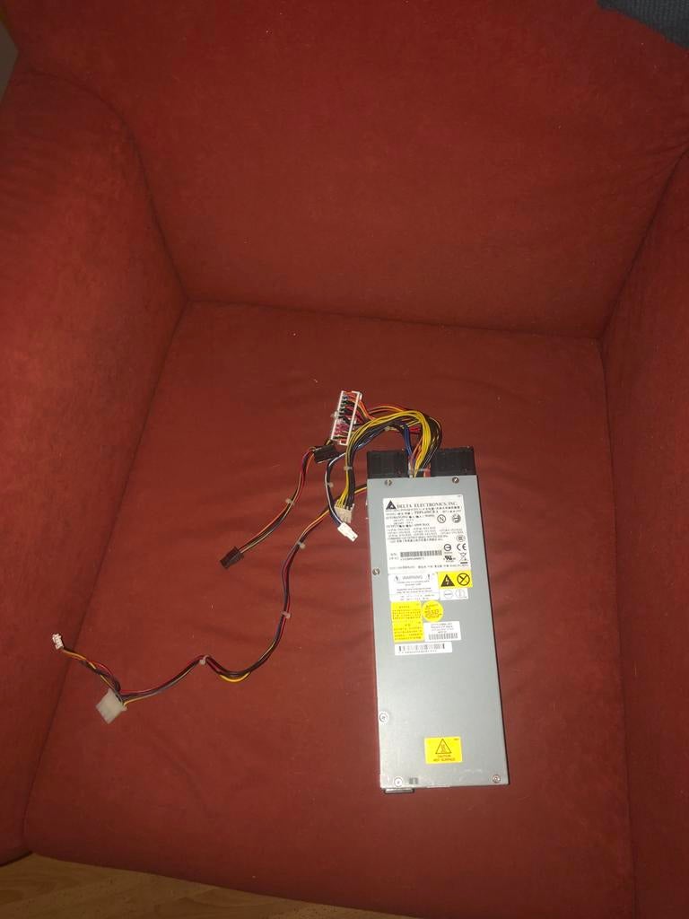 DELTA ELECTRONICS Voeding DPS-650CB A 650W, Ophalen of Verzenden, Gebruikt