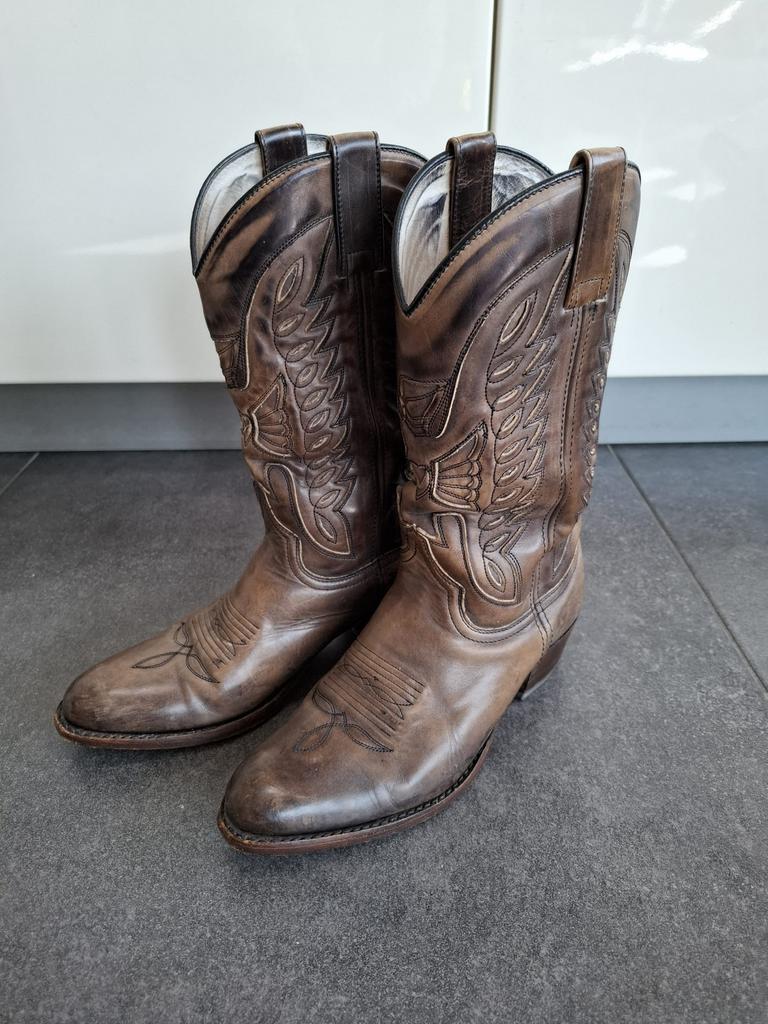 Prachtige leren laarzen van Sendra, maat 38, Kleding | Dames, Schoenen, Hoge laarzen, Bruin, Ophalen of Verzenden, Zo goed als nieuw