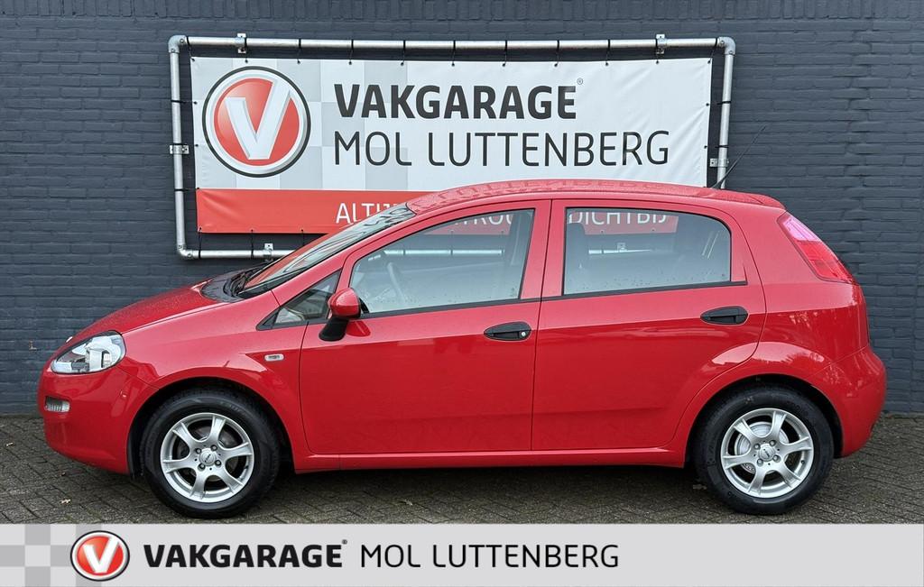 FIAT Punto 1.2 69pk 5d Street, AIRCO, PDC, Voorwielaandrijving, 1005 kg, Stof, 4 cilinders