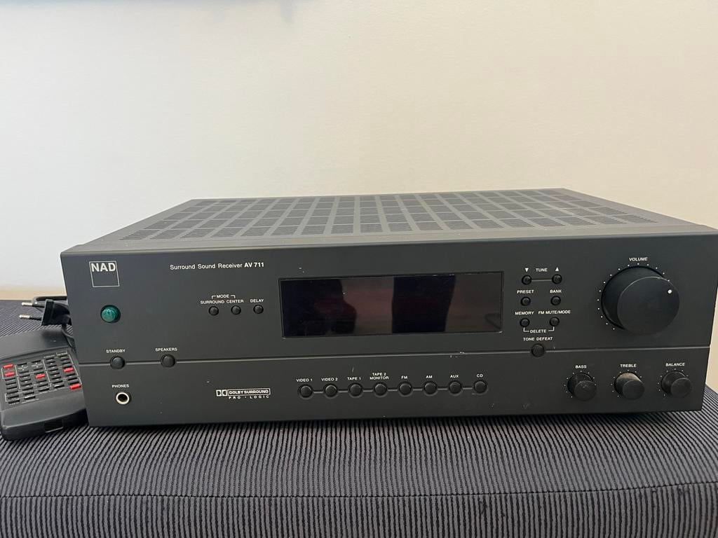 NAD Surround Sound Receiver AV 711, 60 tot 120 watt, Ophalen, Overige merken, Gebruikt