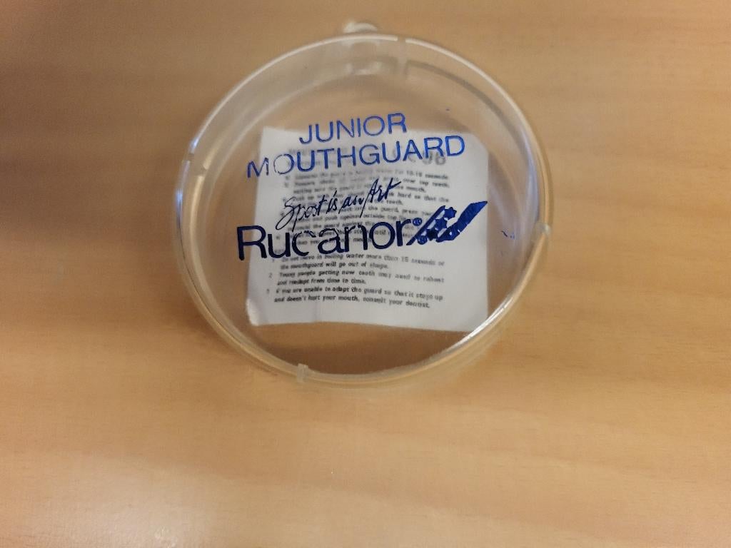 Bakje voor bitje.                  Junior mouth guard., Sport en Fitness, Ophalen of Verzenden, Nieuw, Overige typen