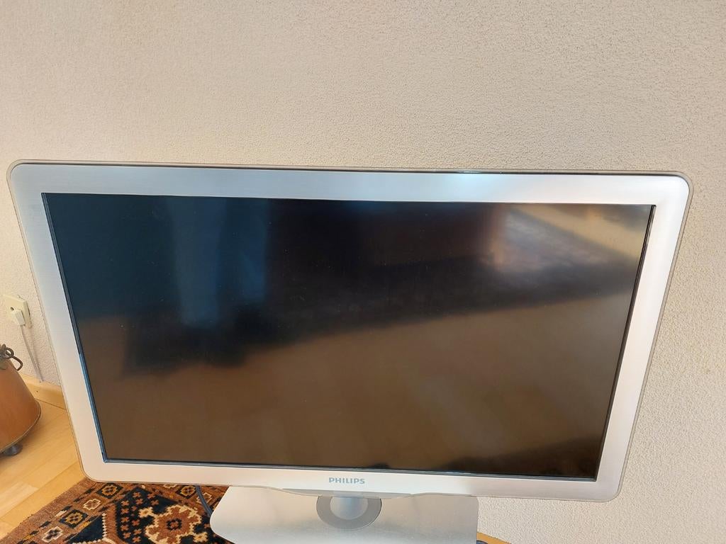 Philips TV, 77,5 cm bij 47 cm en 3,5-4  cm diep, Ophalen, 100 cm of meer, 50 Hz, Philips