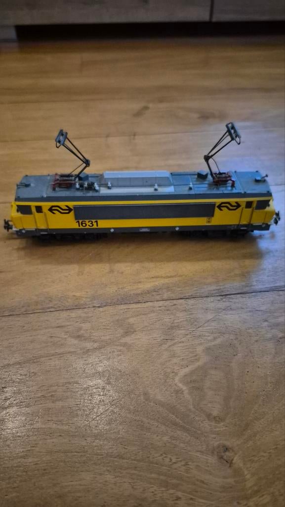 Märklin H0 3326 NS 1631 'Voorburg' Elektrische Locomotief, Wisselstroom, Gebruikt, Locomotief, Analoog