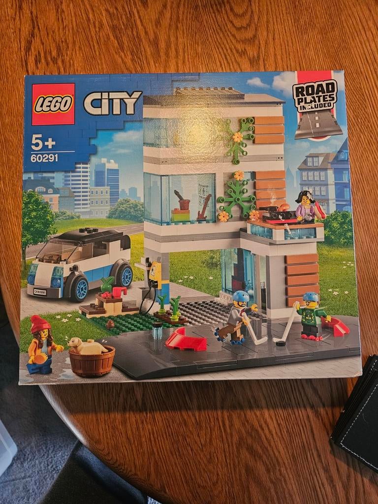 LEGO City 60291 Familiehuis - Nieuw in doos, Ophalen of Verzenden, Nieuw