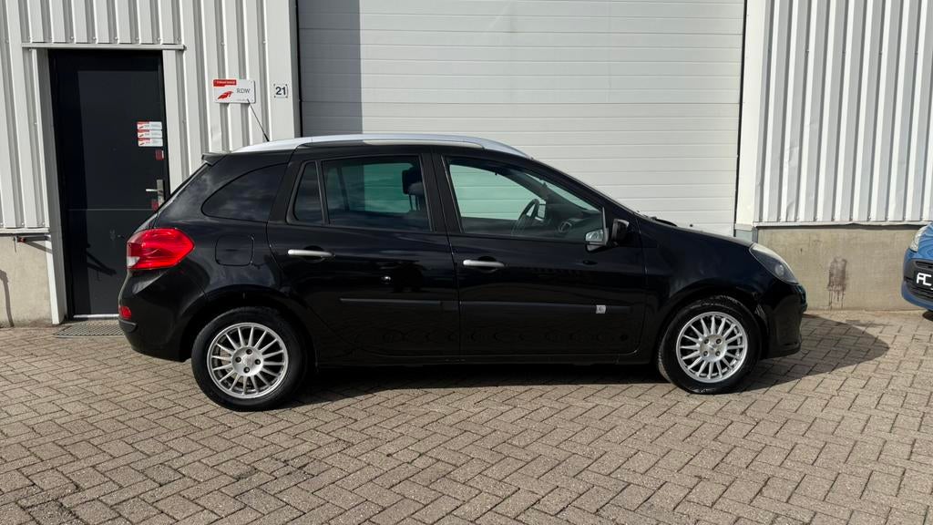 Renault Clio 1.2 TCE Estate|AIRCO|LMV|CRUISE|ISOFIX|NWE APK!, Voorwielaandrijving, Euro 5, Zwart, 4 cilinders