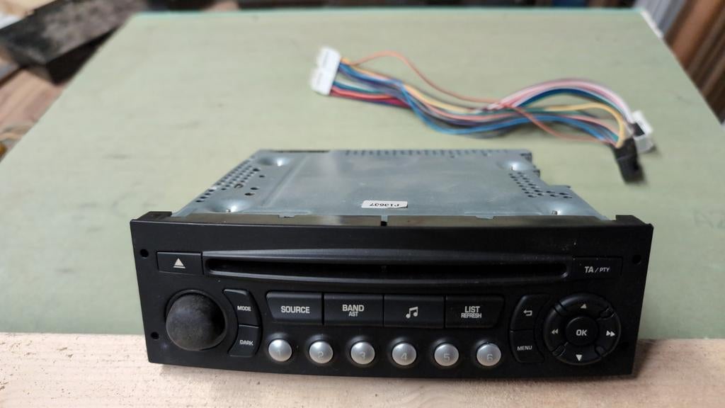 Peugeot citroën autoradio cd speler, Ophalen