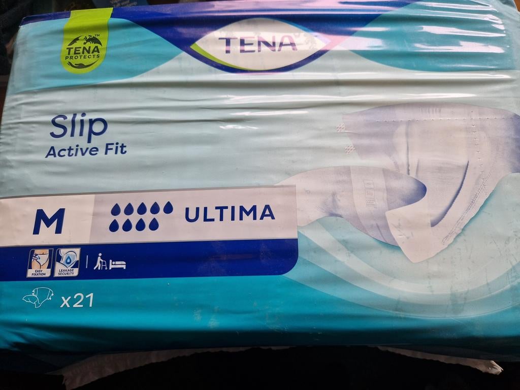 TENA   Incontinentie  luiers  Ultima  plastic buitenzijde ma, Ophalen, Nieuw