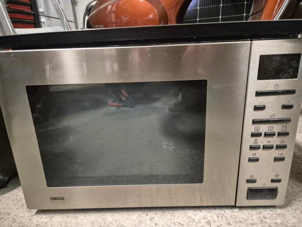 Zanussi inbouw combimagnetron - ZMB32CT-X, Combimagnetron, Gebruikt, Grill, Ophalen of Verzenden