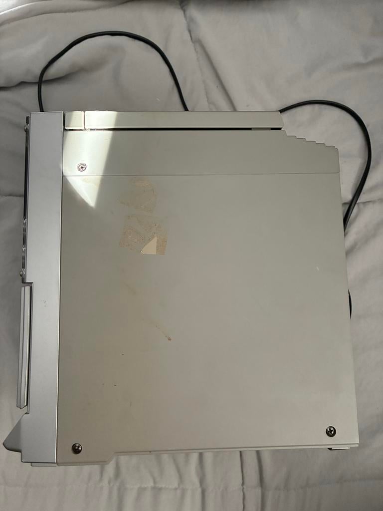 Sharp Radio/CD/Cassette Combo - Zonder speakers, Gebruikt, Tuner of Radio, Draagbaar, Ophalen of Verzenden