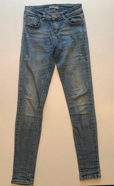 Jeans broek van Lexxury, maat 36 zgan (R148), Kleding | Dames, Spijkerbroeken en Jeans, Blauw, Lexxury,, Ophalen of Verzenden