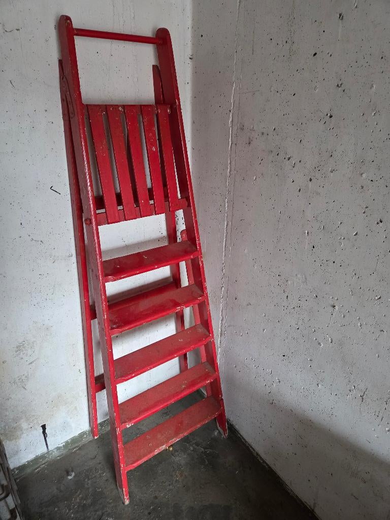 Brocante houten schilderstrap, Ophalen