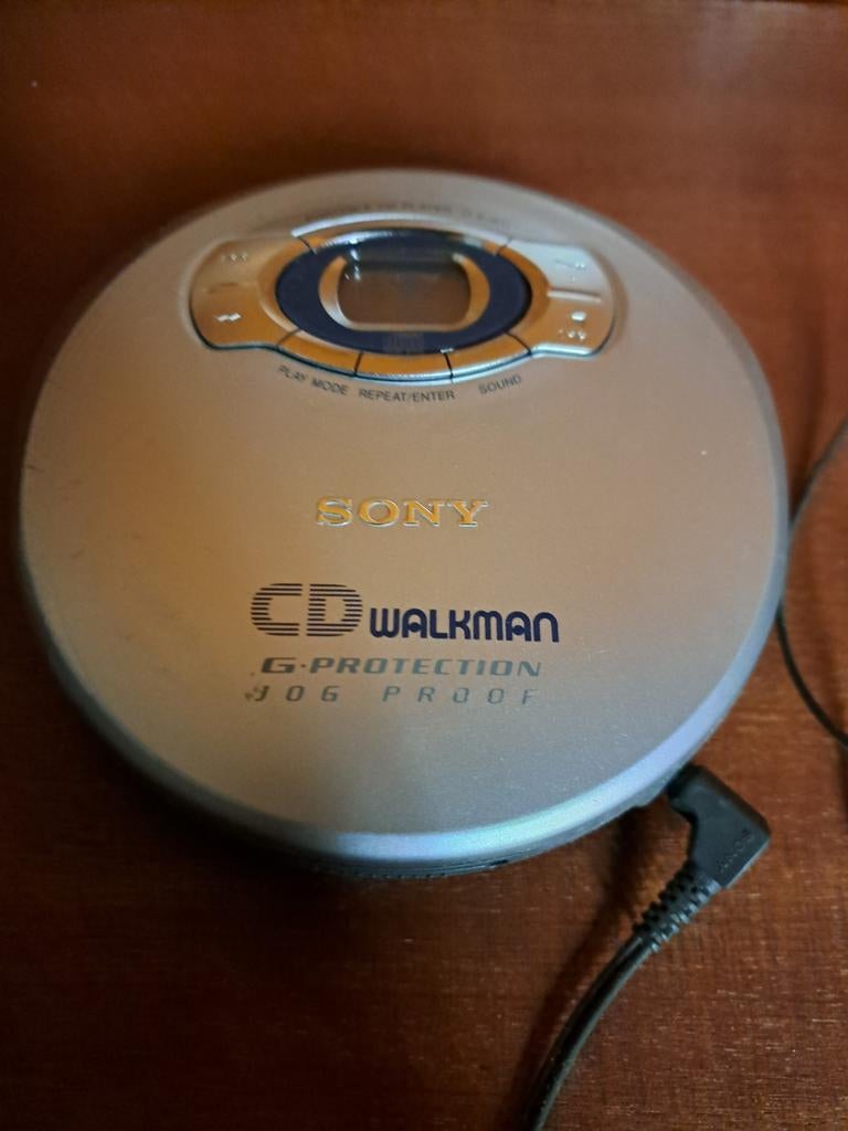 Sony vintage walkman, Audio, Tv en Foto, Walkmans, Discmans en Minidiscspelers, Ophalen of Verzenden, Walkman