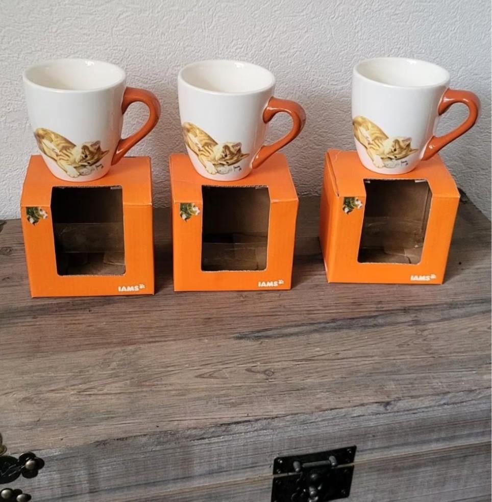* nieuw * katten mok van Francien van Westering, 3 stuks, Ophalen, Nieuw, Overige stijlen, Kop(pen) en/of Schotel(s)