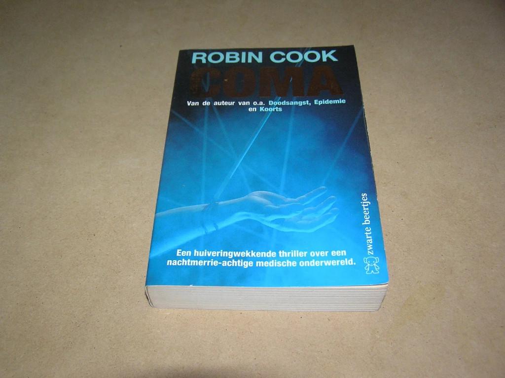 Coma - Robin Cook zwarte beertjes nr.2084, Gelezen, Ophalen of Verzenden, Robin Cook, Amerika