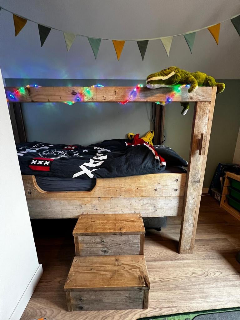 Stoer kinderbed 200x90 met leger tentdoek en verlichting, Gebruikt, 90 cm, Eenpersoons, Ophalen of Verzenden