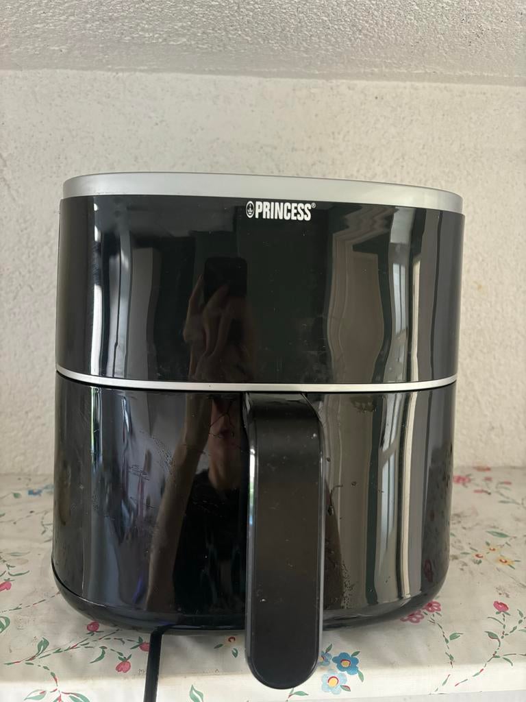 Airfryer - nieuw vandaag weg, Witgoed en Apparatuur, Airfryers, Ophalen, Zo goed als nieuw, Airfryer, Minder dan 750 gram