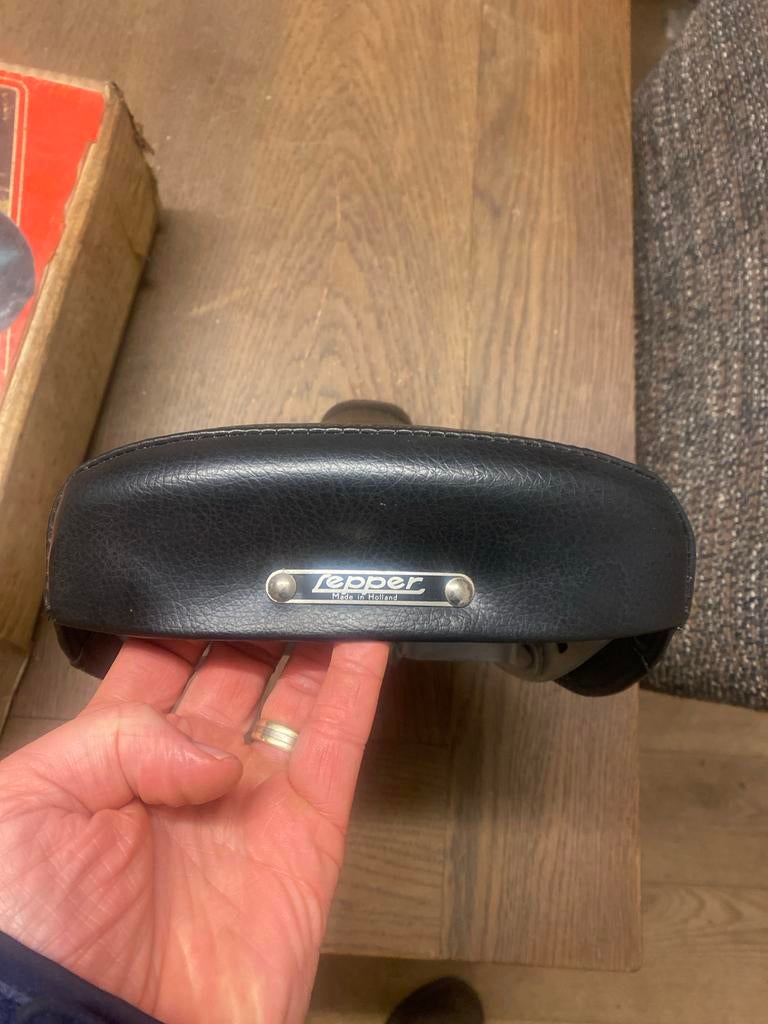 Lepper bromfietszadel - Klassiek en Comfortabel, Ophalen of Verzenden