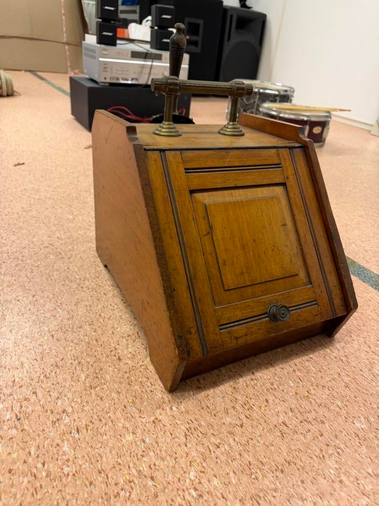 Oude kolenkit / kolenbak - 19e/20e eeuw, Ophalen