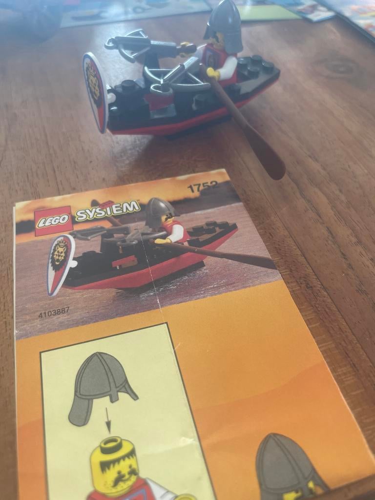 Lego System 1752 River Raft  ridder compleet met boekje, Ophalen of Verzenden, Zo goed als nieuw, Complete set, Lego