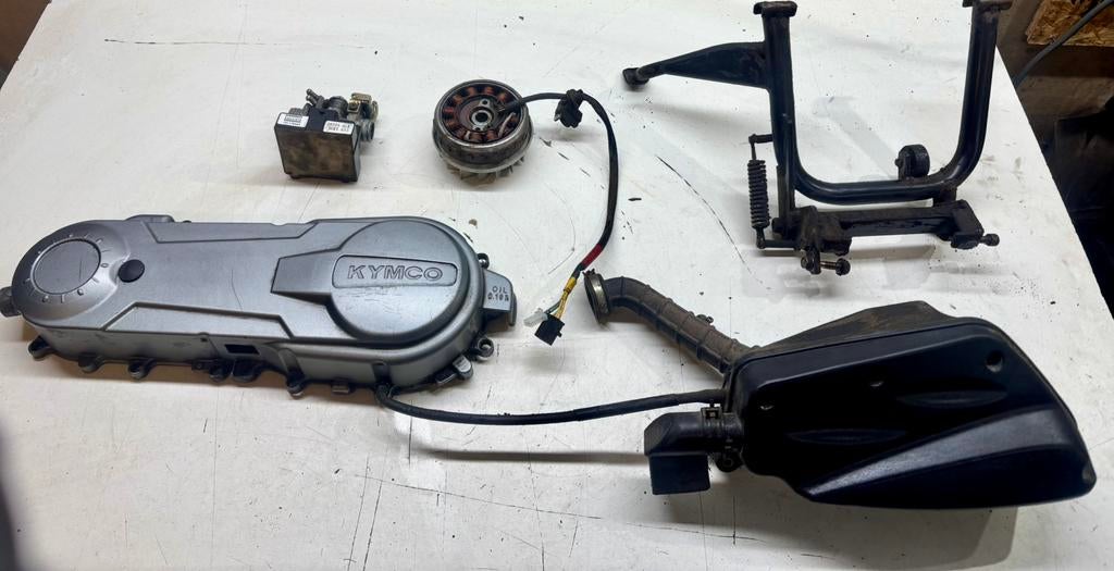 Veel onderdelen Kymco Agility 16+ 2020 euro4 brom, Gebruikt, 16+, Kymco, Kymco