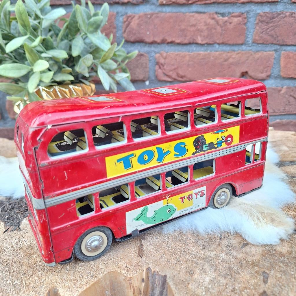 Vintage blikken Engelse 'friction' dubbeldekker bus, 1960, Ophalen of Verzenden