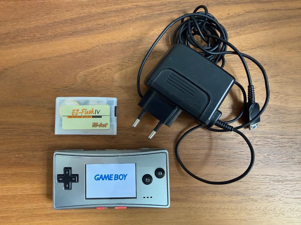 Nintendo Game Boy Micro & ez flash cart, Spelcomputers en Games, Spelcomputers | Nintendo Game Boy, Ophalen of Verzenden, Gebruikt