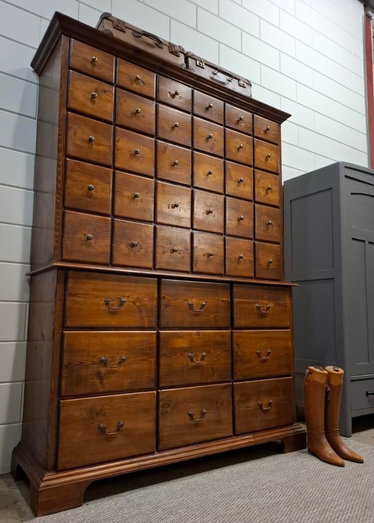 XL vintage/antieke houten apothekerskast, houten ladekast, Ophalen