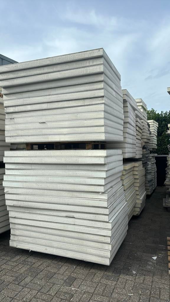 ACTIE /  POLYESTER PANELEN 172 x 122 cm - 10 cm dik