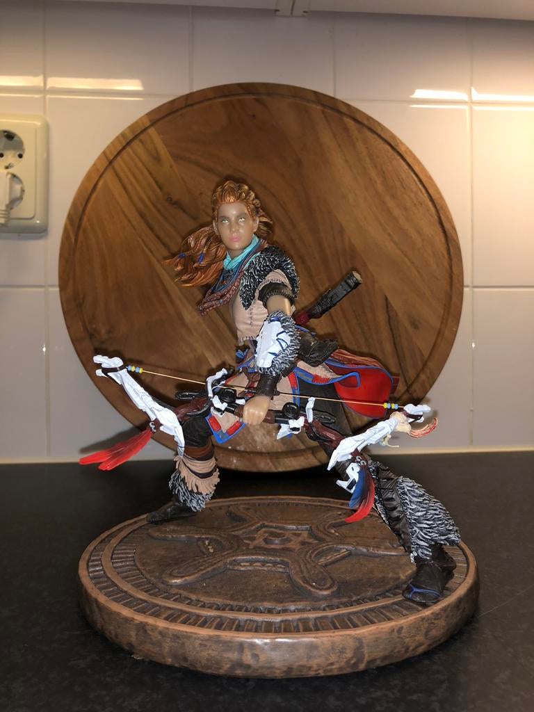 Horizon forbidden west figure statue 21 cm hoog, Verzamelen, Ophalen of Verzenden, Zo goed als nieuw