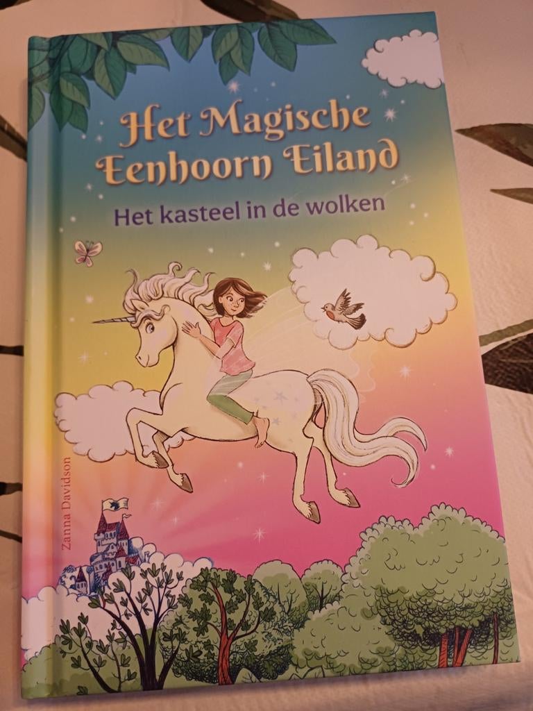 Het Magische Eenhoorn Eiland - Het kasteel in de wolken, Ophalen of Verzenden, Zo goed als nieuw, Zanna Davidson, Sprookjes