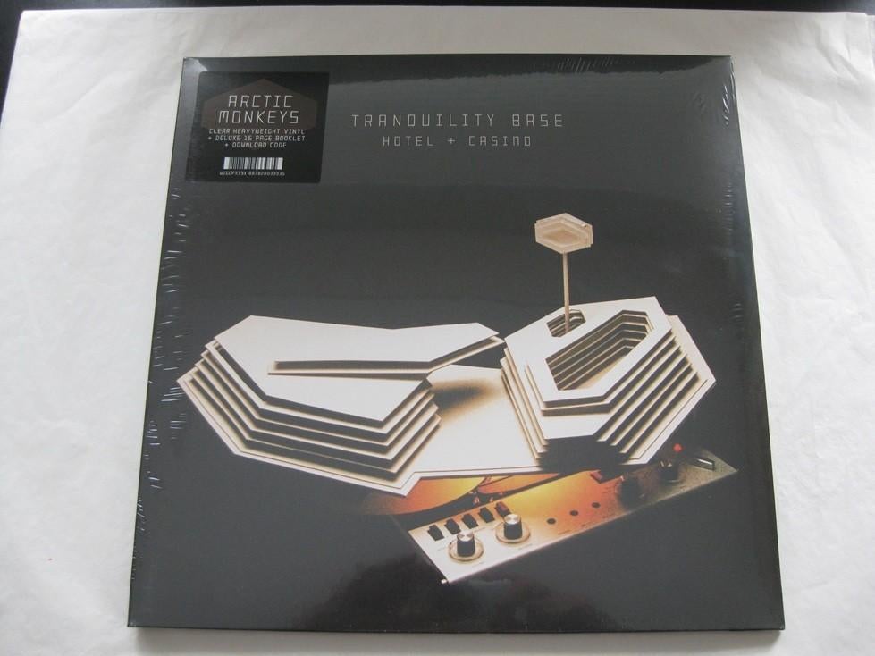 Arctic Monkeys, Tranquility Baser Hotel + Casino 2018, Cd's en Dvd's, Vinyl | Rock, Ophalen of Verzenden, Nieuw in verpakking