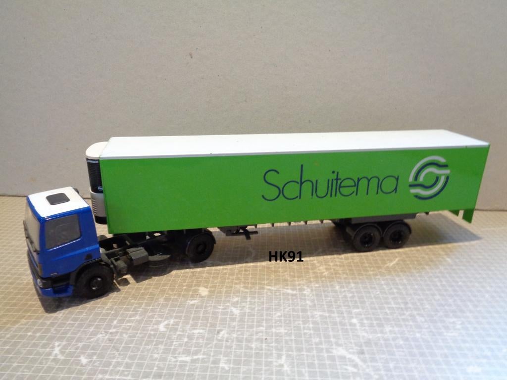 javi daf 75 schuitema, Hobby en Vrije tijd, Modelauto's | 1:50, Ophalen of Verzenden, Zo goed als nieuw, Bus of Vrachtwagen, Lion Toys